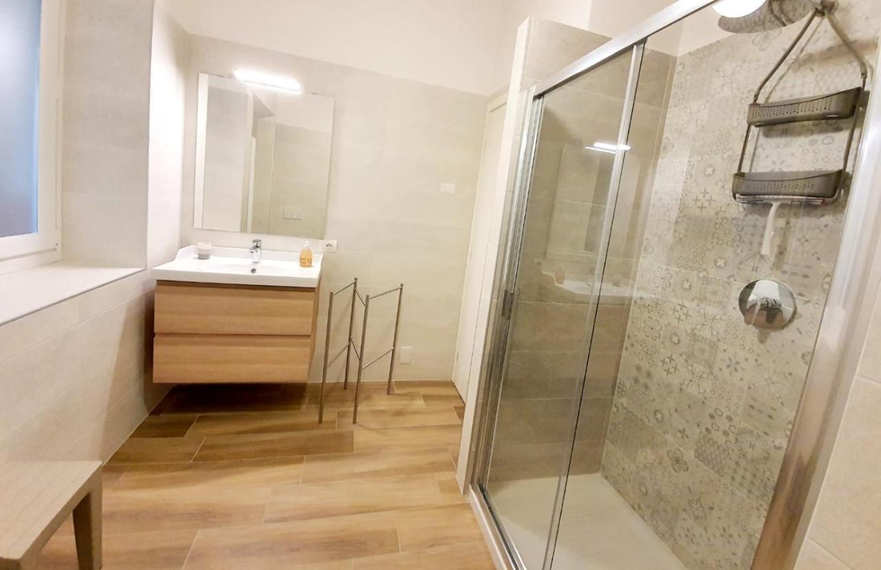 Residenza La Ruga Matilde & Eleonora Apartments Lake ヴェルバーニア エクステリア 写真