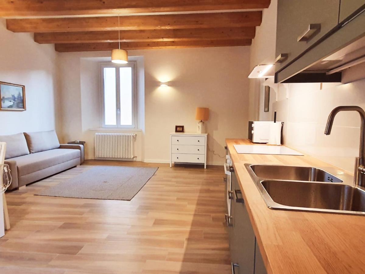 Residenza La Ruga Matilde & Eleonora Apartments Lake ヴェルバーニア エクステリア 写真