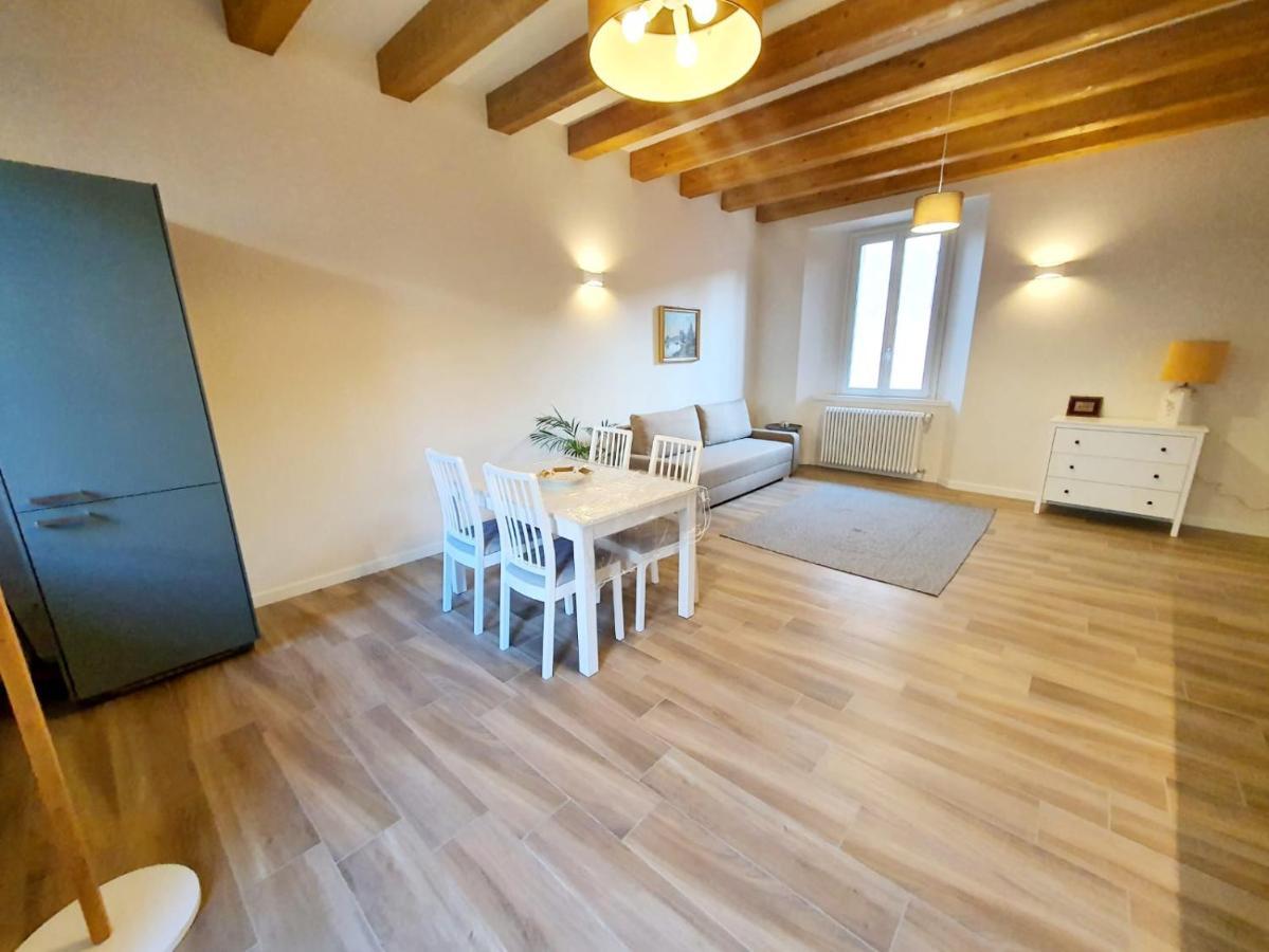 Residenza La Ruga Matilde & Eleonora Apartments Lake ヴェルバーニア エクステリア 写真