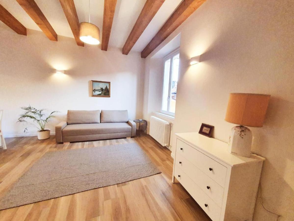Residenza La Ruga Matilde & Eleonora Apartments Lake ヴェルバーニア エクステリア 写真